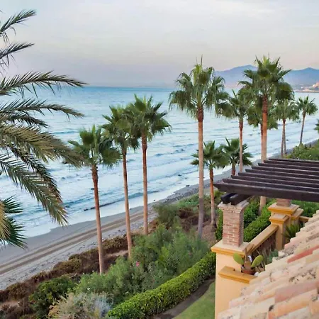 Beachfront Penthouse Marbella, Rio Real Playa Daire Marbella