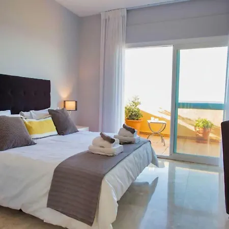 Beachfront Penthouse Marbella, Rio Real Playa Daire Marbella