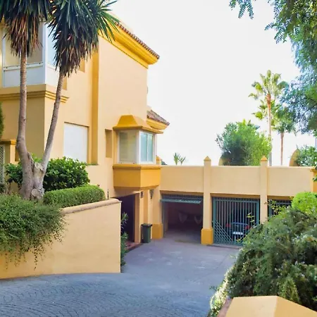 Beachfront Penthouse Marbella, Rio Real Playa Marbella